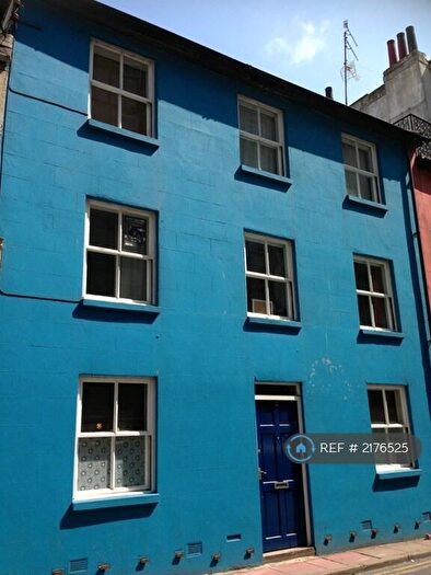 2 Bedroom Flat To Rent In South Street, Brighton, BN1