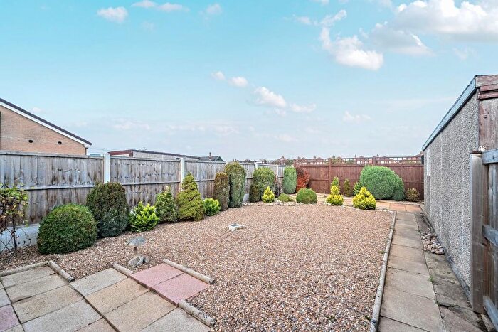 2 Bedroom Semi-Detached Bungalow For Sale In Hillcrest Court, Tadcaster, LS24