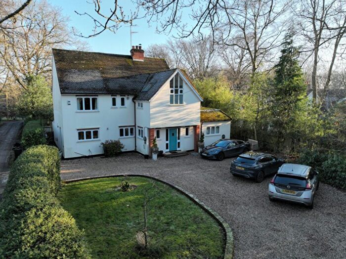 6 Bedroom Detached House For Sale In Purcell Close, Tewin, Welwyn, AL6