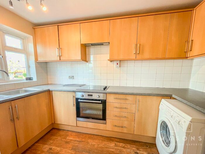 1 Bedroom Flat To Rent In Bedford Road, Hitchin, SG5