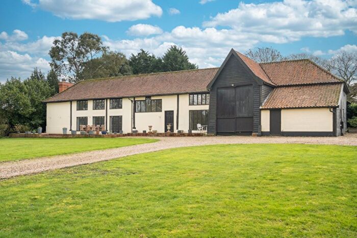 5 Bedroom Barn Conversion For Sale In Topcroft Street, Bungay, NR35