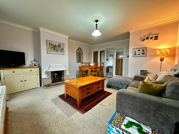 2 Bedroom Semi-Detached House For Sale In Dean Road, Newnham, GL14