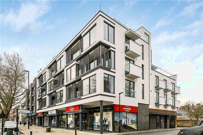 2 Bedroom Flat To Rent In Kings Place, London, W4