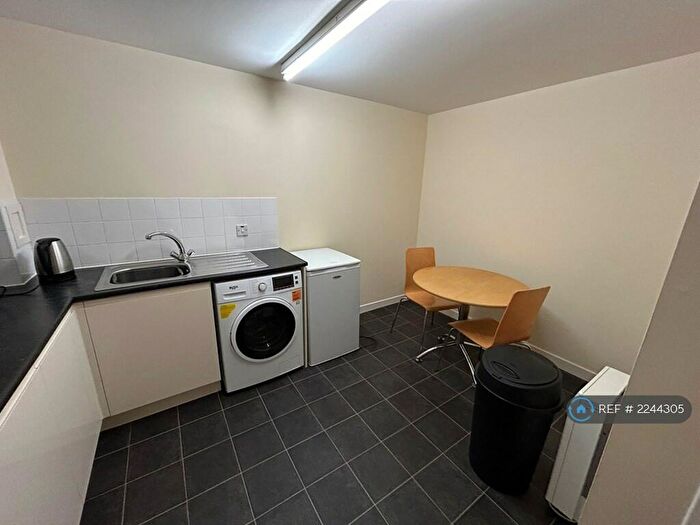 1 Bedroom Flat To Rent In John Knox Court, Aberdeen, AB24