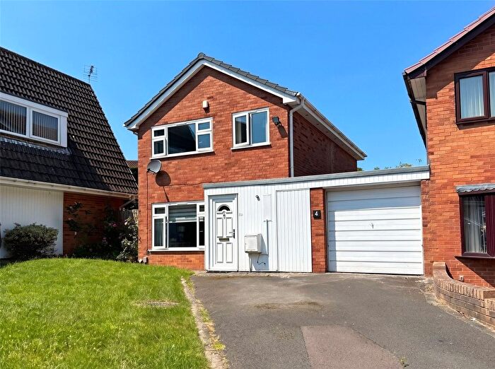 3 Bedroom Link Detached House For Sale In Stowe Close, Stirchley, Telford, Shropshire, TF3