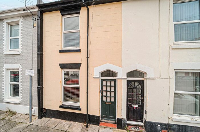 4 Bedroom Terraced House For Sale In Beatrice Road, Southsea, Hampshire, PO4
