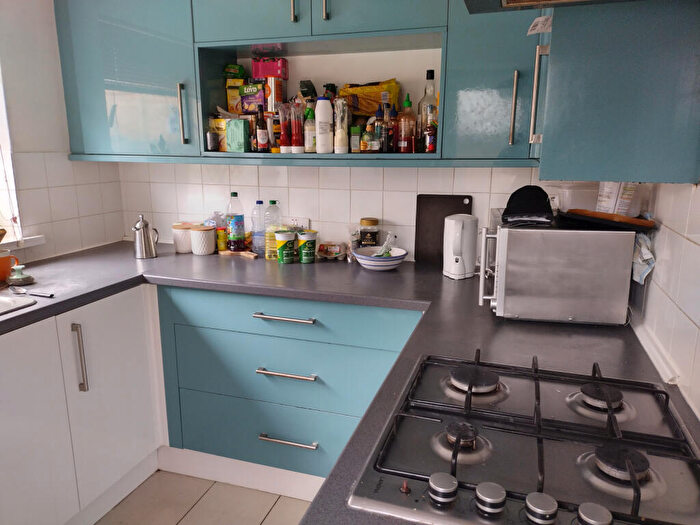 5 Bedroom Terraced House To Rent In Tullock Street, Cardiff, CF24