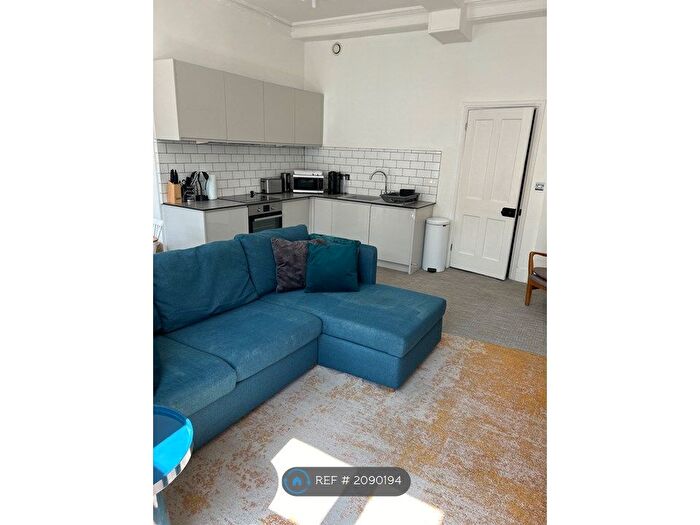 1 Bedroom Flat To Rent In Eastgate Row North, Chester, CH1