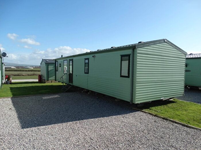2 Bedroom Caravan For Sale In Carr Lane, Middleton, Morecambe, LA3