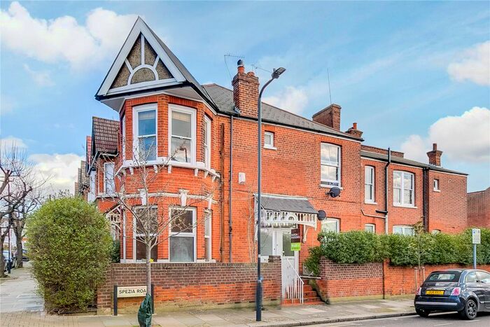 2 Bedroom Flat To Rent In Ancona Road, London, NW10