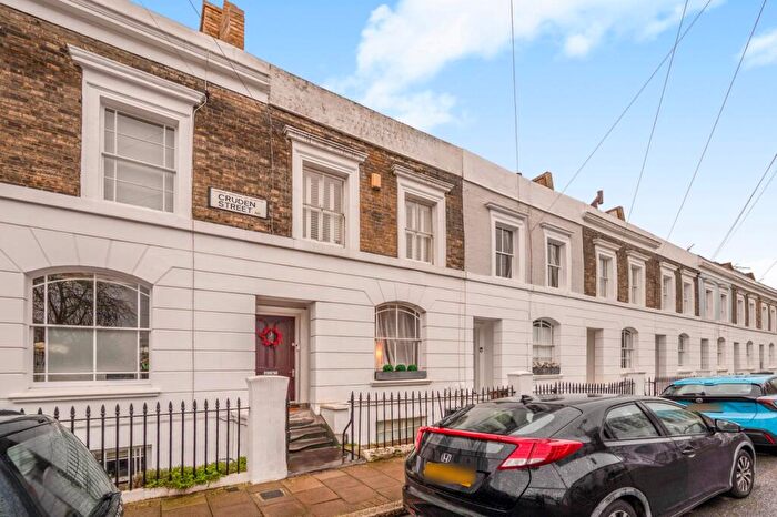 3 Bedroom Terraced House For Sale In Cruden Street, Angel, N1