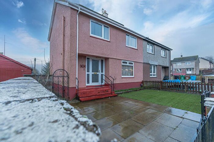 3 Bedroom Villa For Sale In Main Street, Kelty, KY4