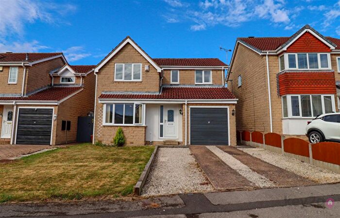 4 Bedroom Detached House For Sale In Daniels Drive, Aughton, Sheffield, S26