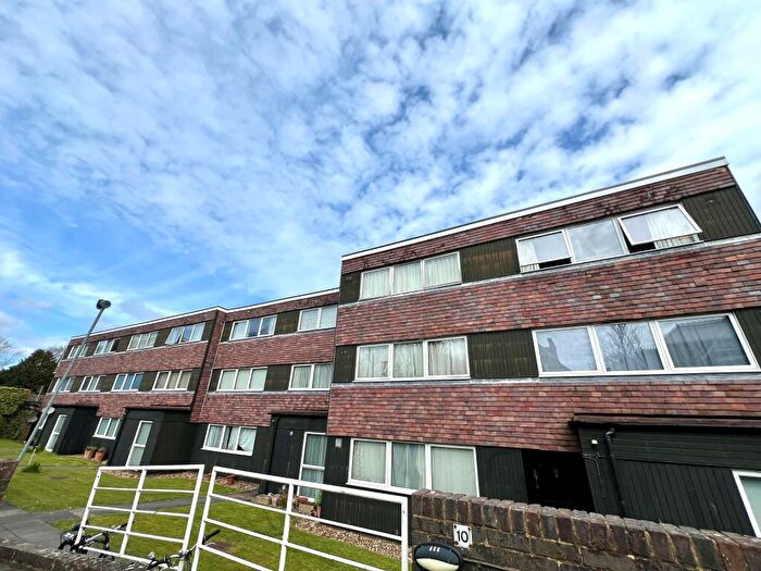 Flat To Rent In Eleanor Close, Lewes, BN7