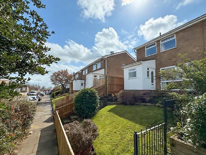 3 Bedroom Semi Detached House For Sale In Abbots Way, Whickham, Newcastle Upon Tyne, NE16