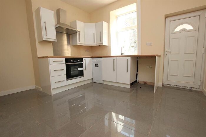 2 Bedroom Terraced House To Rent In Victoria Street Darwen, BB3