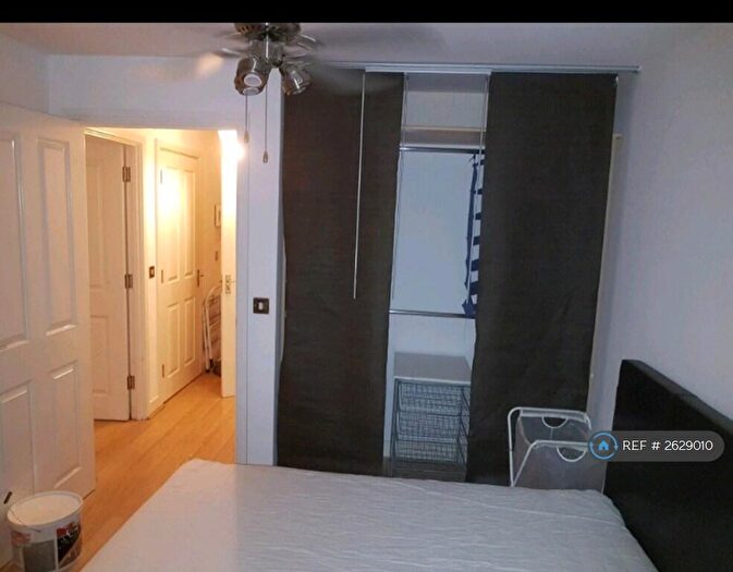 1 Bedroom Flat To Rent In Lower Canal Walk, Southampton, SO14