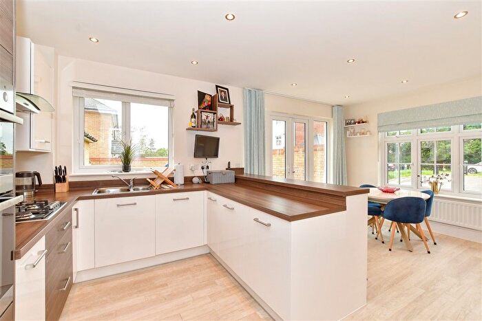 3 Bedroom Detached House For Sale In Challenger Way, Marden, Marden, Kent, TN12