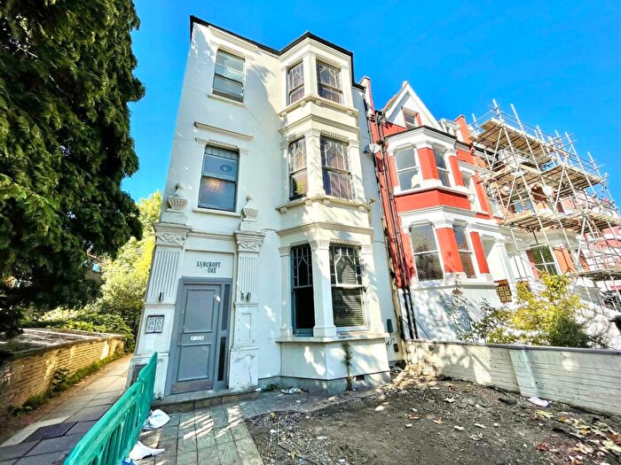 Studio To Rent In Lyncroft House, Lyncroft Gardens, West Hampstead, NW6