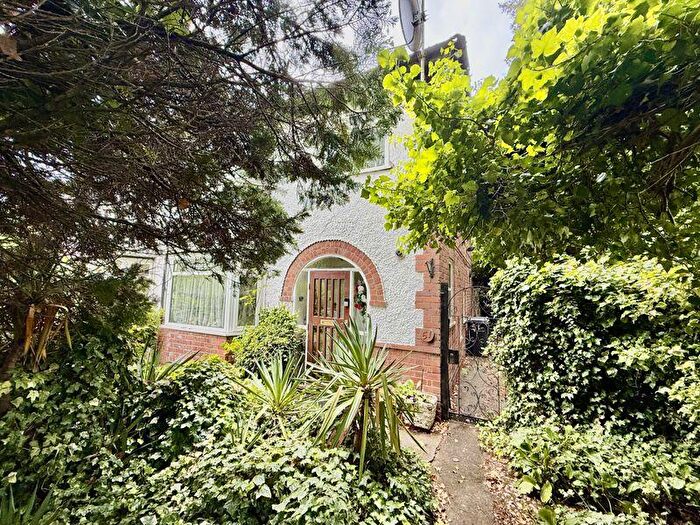 3 Bedroom Semi-Detached House For Sale In Bromford Lane, Birmingham, B24