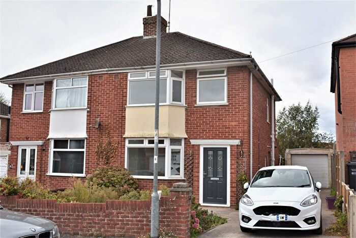 3 Bedroom Semi-Detached House To Rent In Central Yeovil, Somerset, BA20