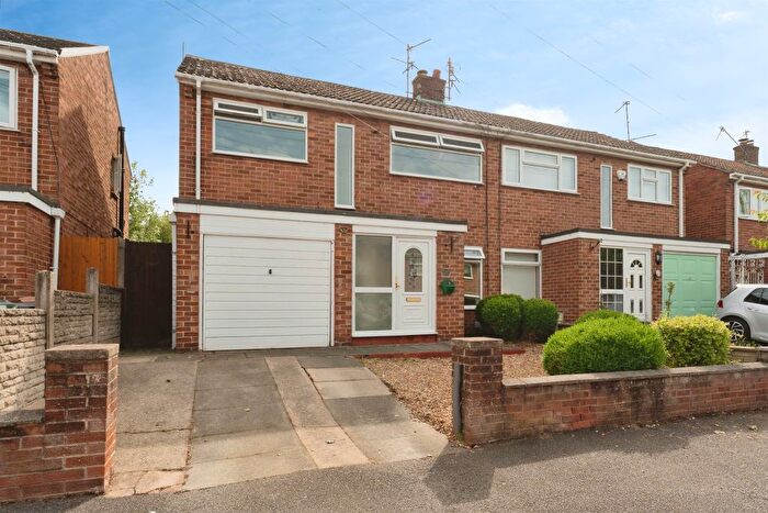 3 Bedroom Semi Detached House For Sale In Linden Drive, Prenton, CH43