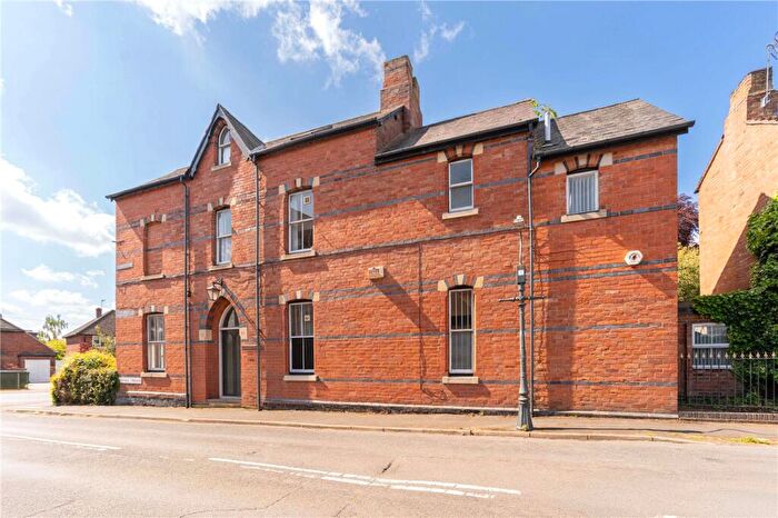4 Bedroom Detached House For Sale In Highfield Terrace, Leamington Spa, Warwickshire, CV32