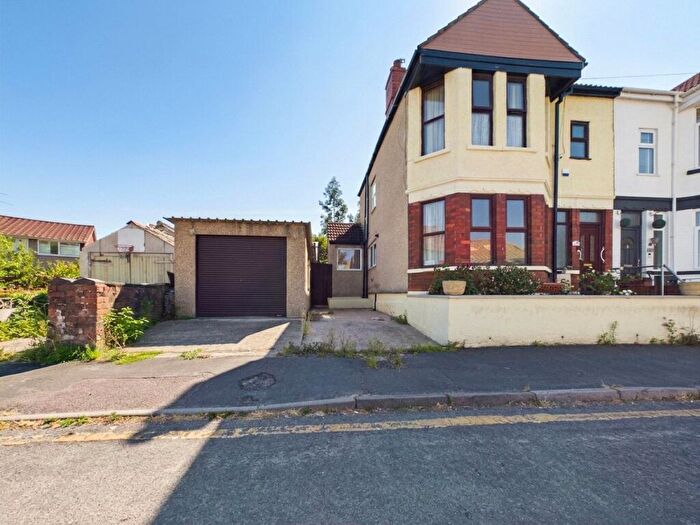 3 Bedroom Semi-Detached House For Sale In Dorset Road, Kingswood, BS15