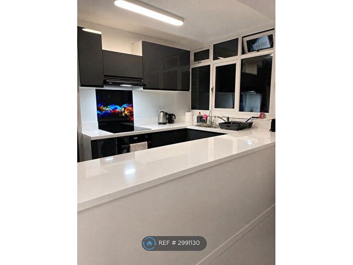 1 Bedroom Flat To Rent In Cameron House, Bromley, BR1