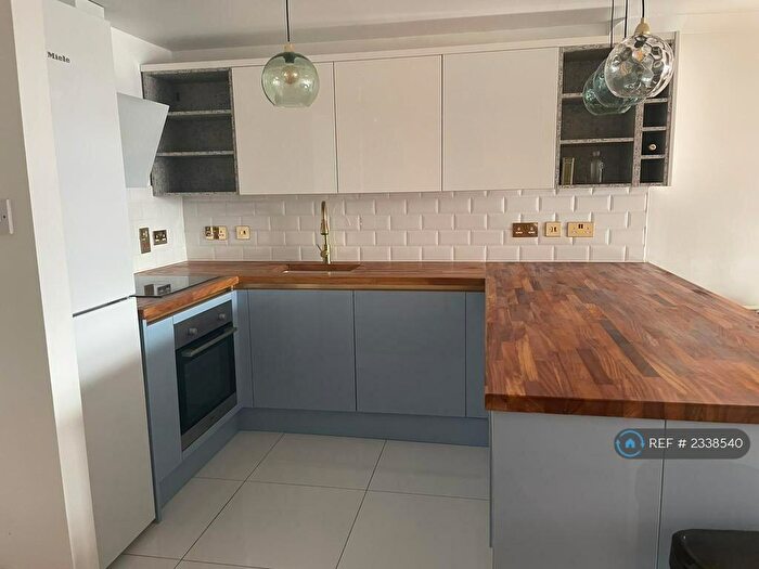 1 Bedroom Flat To Rent In Unicorn Building, London, E1W