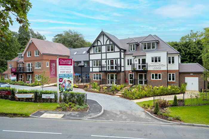 1 Bedroom Apartment For Sale In Church Lane, Oxted, Surrey, RH8
