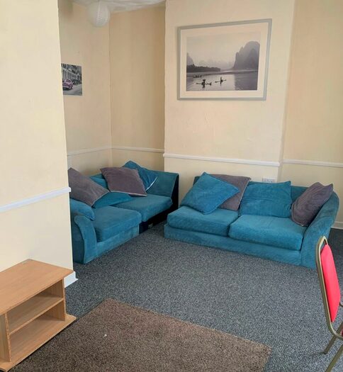 1 Bedroom Flat To Rent In Stacey Road, Cardiff(City), CF24