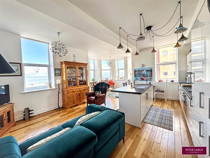 2 Bedroom Apartment For Sale In Apartment, - West Parade, Rhyl, Denbighshire, LL18