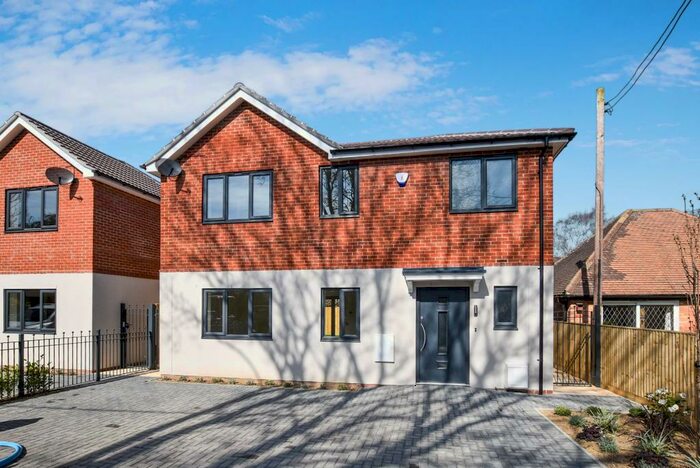 2 Bedroom Detached House To Rent In South Avenue, Abingdon, Abingdon, OX14