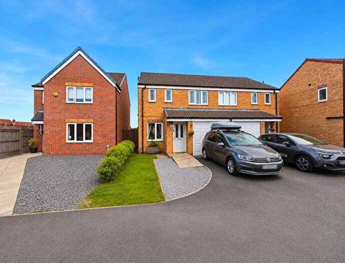 3 Bedroom Semi Detached House For Sale In Wooley Meadows, Stanley, Crook, Durham, DL15