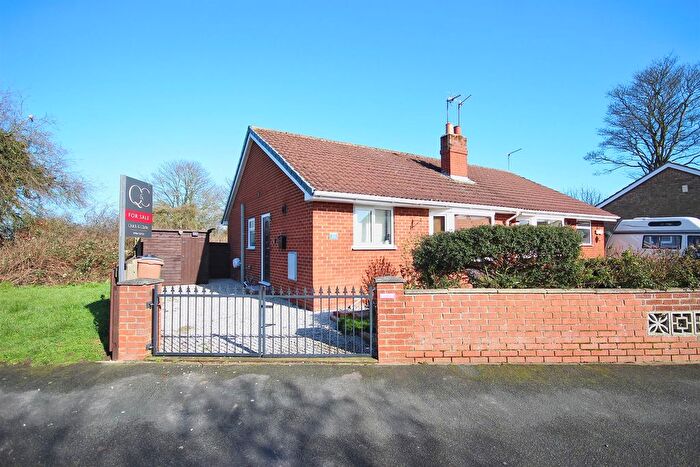 2 Bedroom Semi-Detached Bungalow For Sale In Queens Mead, Aldbrough, HU11