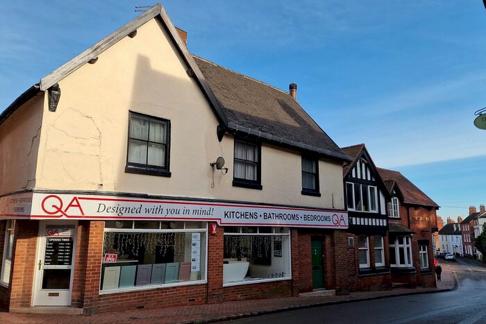 1 Bedroom Flat To Rent In High Street, Market Drayton, Shropshire, TF9