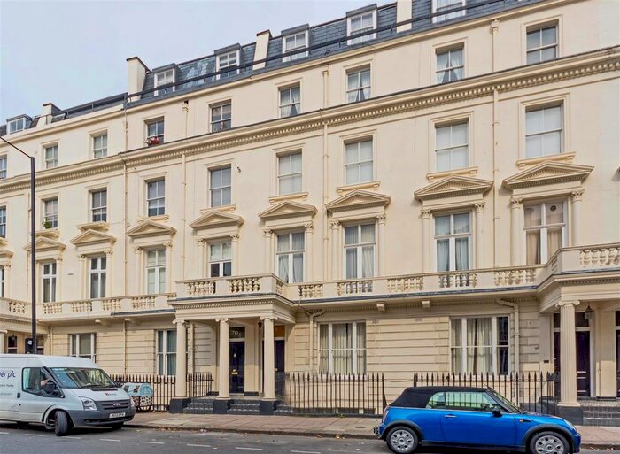 1 Bedroom Flat To Rent In Randolph Avenue, Maida Vale, W9