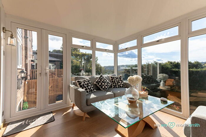 4 Bedroom Detached House For Sale In Vale Grove, Loxley, S6