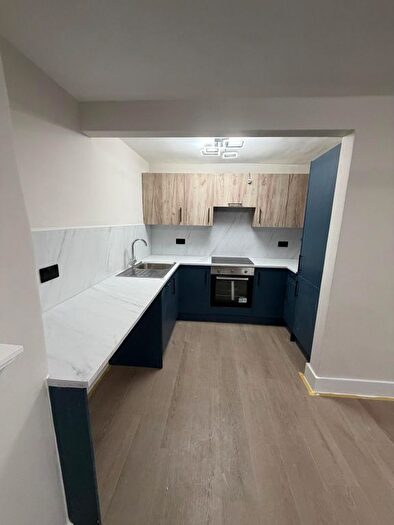 2 Bedroom Flat To Rent In Stratheden Road, Blackheath, SE3