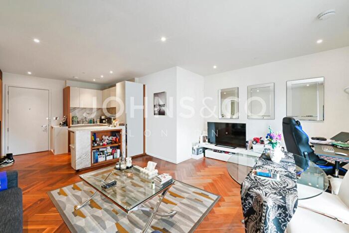 1 Bedroom Flat For Sale In Ambassador Building, Embassy Gardens, Nine Elms, SW11
