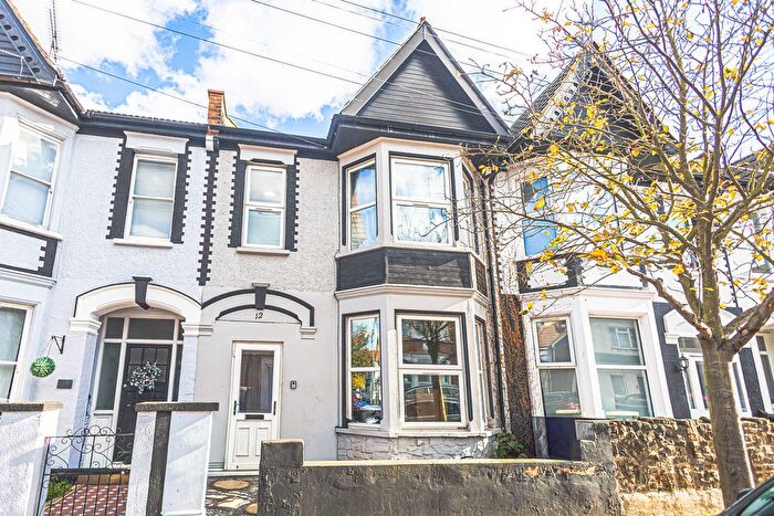 3 Bedroom Terraced House For Sale In Electric Avenue, Westcliff-On-Sea, SS0