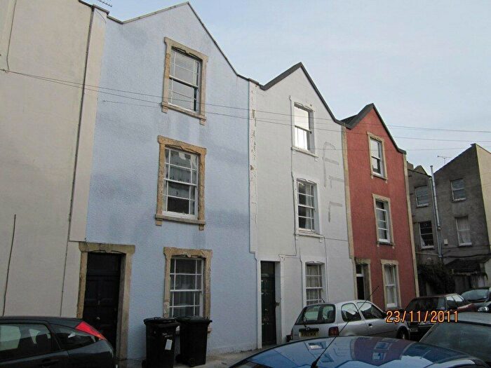 5 Bedroom House To Rent In Ref Thorndale, BS8