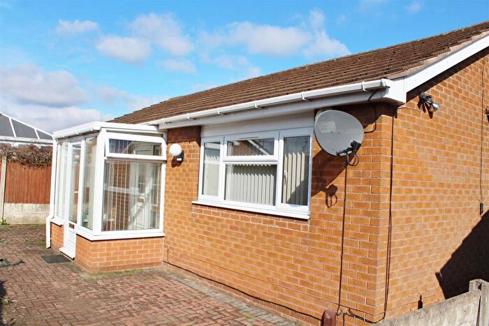 2 Bedroom Detached Bungalow For Sale In Wallis Road, Mansfield, NG18