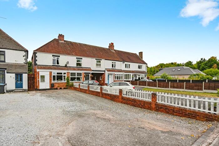 2 Bedroom End Of Terrace House For Sale In Fazeley Road, Tamworth, Staffordshire, B78