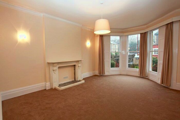 2 Bedroom Property To Rent In Redland Road, Redland, BS6