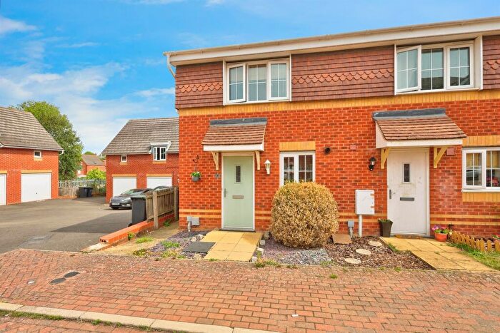 2 Bedroom End Of Terrace House For Sale In Regency Court, Rushden, NN10