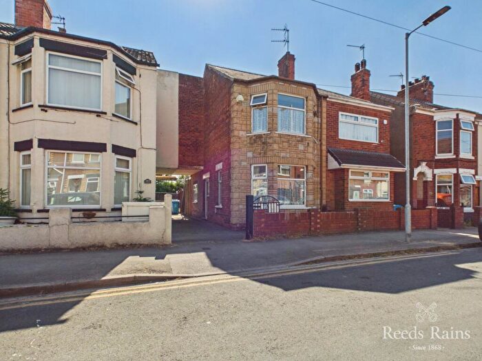 2 Bedroom Semi-Detached House For Sale In Aberdeen Street, Hull, East Riding Of Yorkshire, HU9