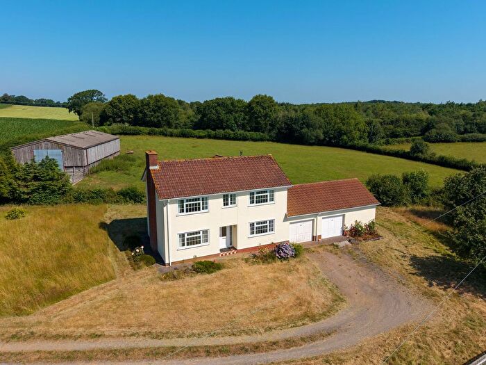 4 Bedroom Detached House To Rent In Black Dog, Crediton, EX17