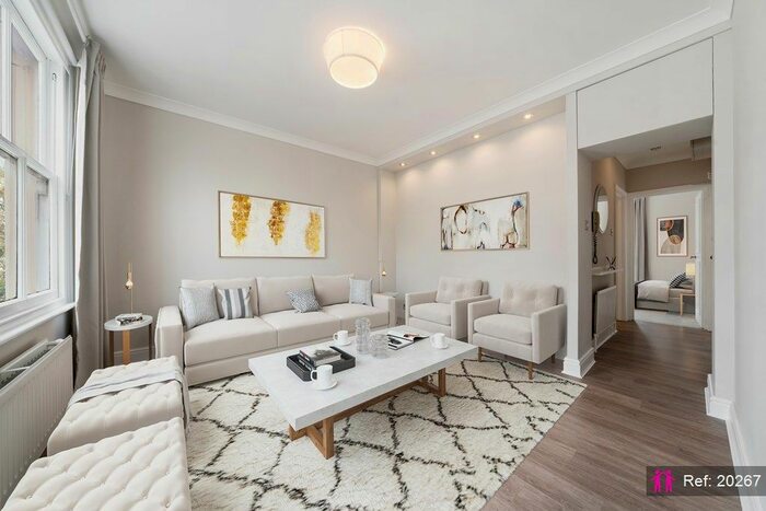 2 Bedroom Flat To Rent In Netherwood Road, London, W14